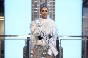 R'Bonney Gabriel confesó no haberse lavado el cabello durante 2 semanas mientras compitió en Miss Universo 2022