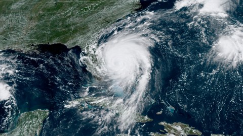 Tormenta océano Atlántico
