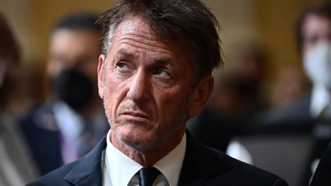 Sean Penn vuelve a causar revuelo mediante otro proyecto que desatará controversia