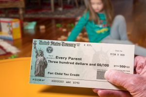 Temporada de impuestos 2023: conoce cómo cambia el crédito tributario por hijo