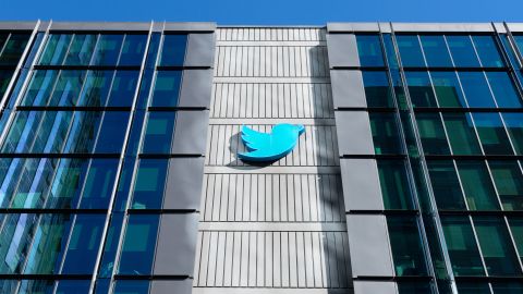 twitter-oficinas-deuda