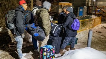 Cientos de emigrantes dejan Nueva York por un paso "ilegal" a Canadá