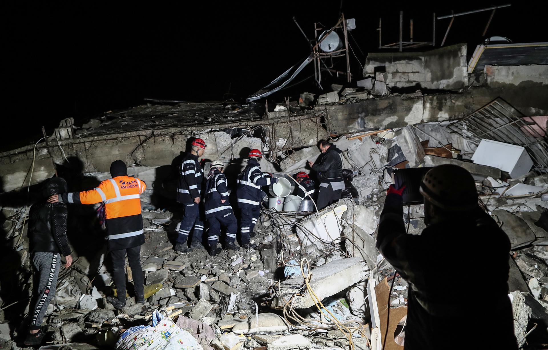 Turquía suspende todas las competiciones deportivas por el terremoto