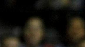 Isaac Machore (I) de Panamá defiende ante Gelvis Solano (D) de República Dominicana.