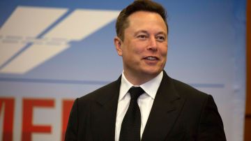 Elon Musk podría ser el próximo dueño del Manchester United, según medios ingleses