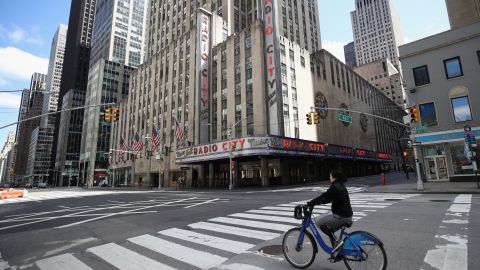 Sexta Avenida en Manhattan, Radio City Hall