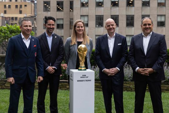 Presidente de Canada Soccer dimitió por controversias laborales con las selecciones masculinas y femeninas