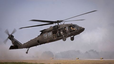 Un helicóptero Black Hawk se estrelló en Alabama.