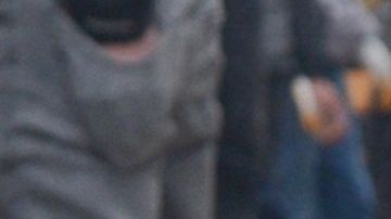 Se han registrado derrumbes o daños graves en más de 2,800 viviendas y que se ha rescatado con vida a 2,470 personas de los escombros.