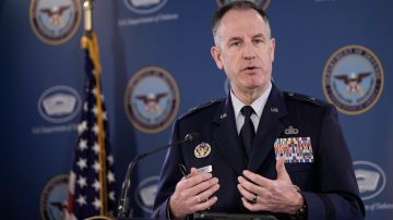 El General de Brigada Patrick Ryder dijo que la misión fue "apoyada con activos aéreos de la Guardia Nacional Aérea de Alaska".