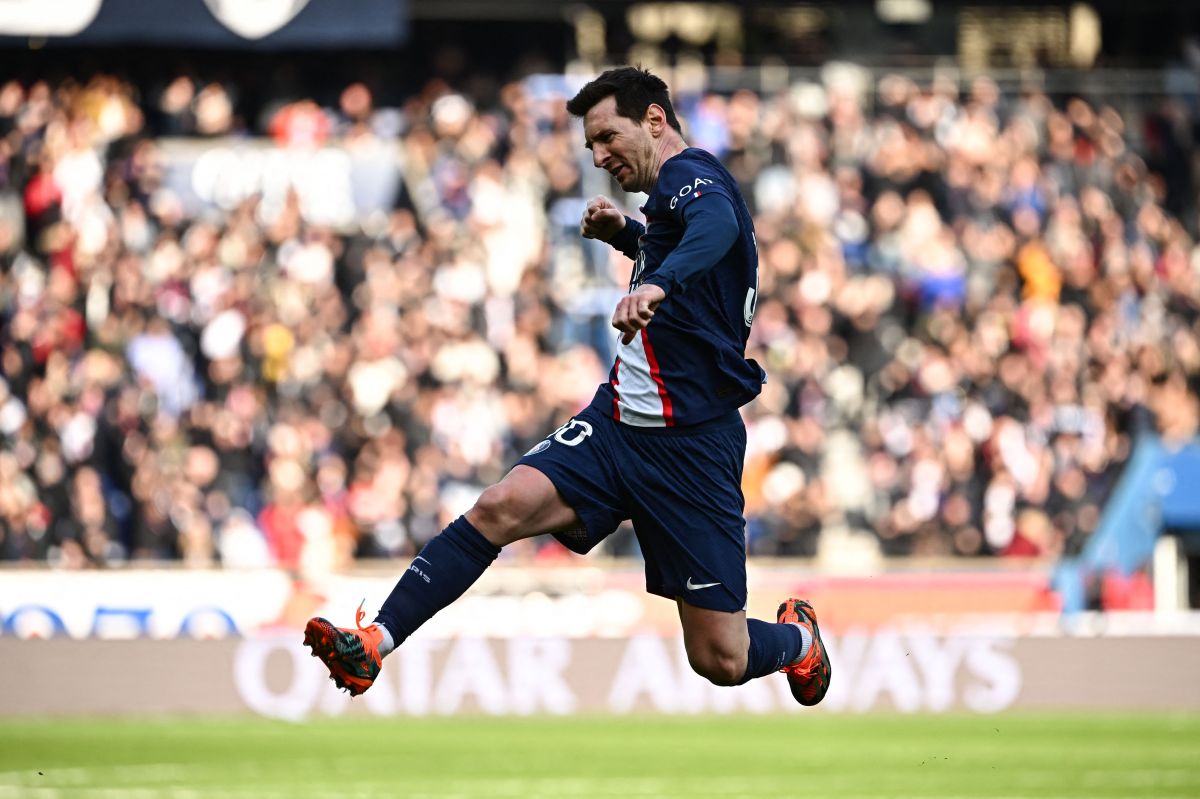 Messi puso la guinda del pastel en el Parque de los Príncipes.
