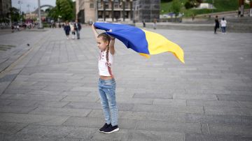 Kyiv Finds 'New Normal' As Russia Focuses Attack On East And South