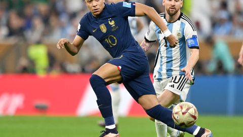 Ambos jugadores del PSG están en la terna final.