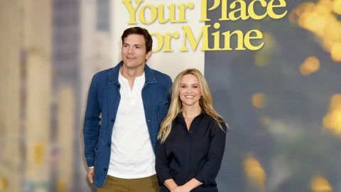 Reese Witherspoon y Ashton Kutcher son los protagonistas de la nueva película creada por Aline Brosh McKenna.