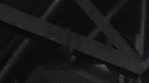 El aficionado pego cada uno de los trozos para tratar de salvar su acceso a Wembley en la final de la Carabao Cup.