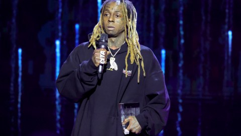 Lil Wayne compró esta mansión recién construida.