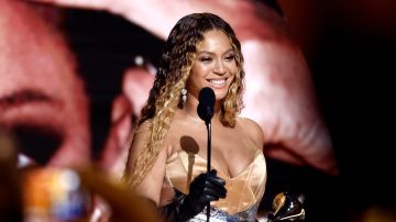 Beyoncé en la ceremonia de la edición 65 de los premios Grammy.