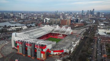 El Manchester United iniciará un proyecto para rehabilitar algunas de las instalaciones de sus centros deportivos, el cual podría abarcar a Old Trafford.