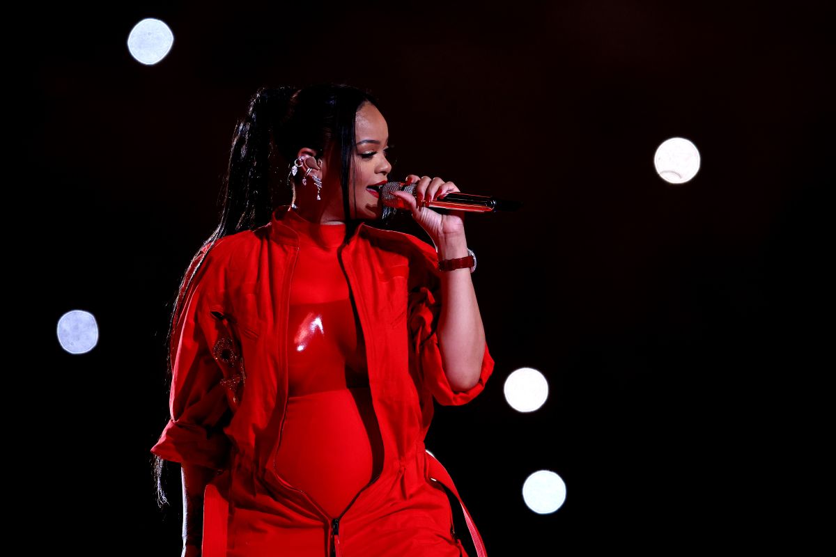 El show de Rihanna en el medio tiempo del Super Bowl se convirtió en el ...