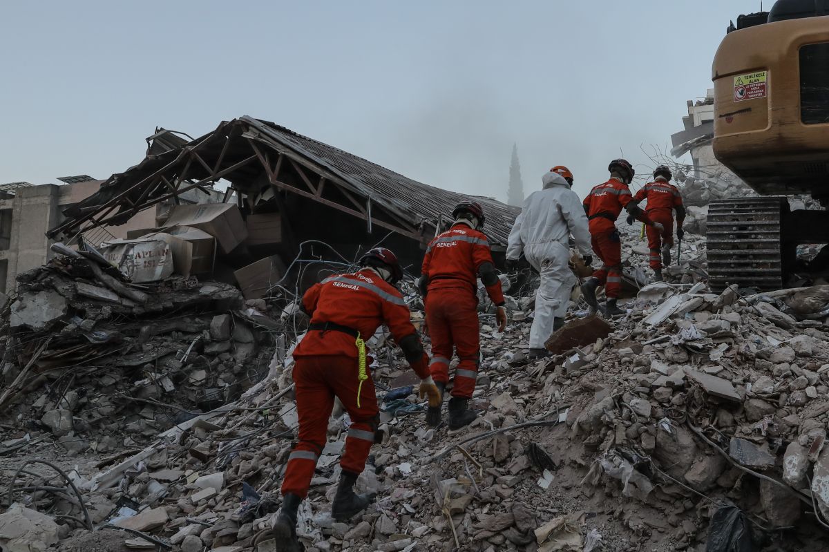 Según la ONU, 8.8 millones de personas se han visto afectadas solo en Siria por el terremoto.