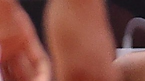 Alarmas en Milwaukee: Giannis Antetokounmpo se retira del Bulls-Bucks tras un fuerte golpe en una mano [Video]