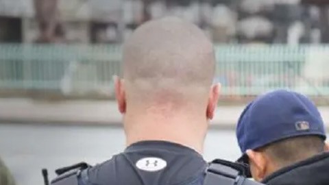 Defensores de inmigrantes acusan estrecha colaboración de ICE con autoridades de NYC.