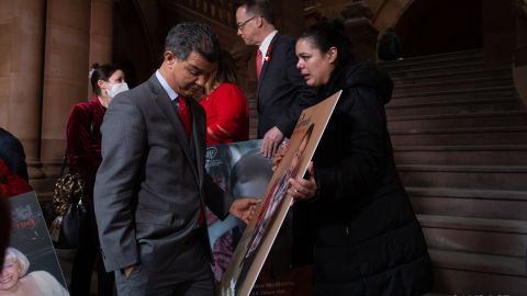 El Comisionado del DOT, Ydanis Rodriguez, en Albany, abogando por ley contra conductores ebrios