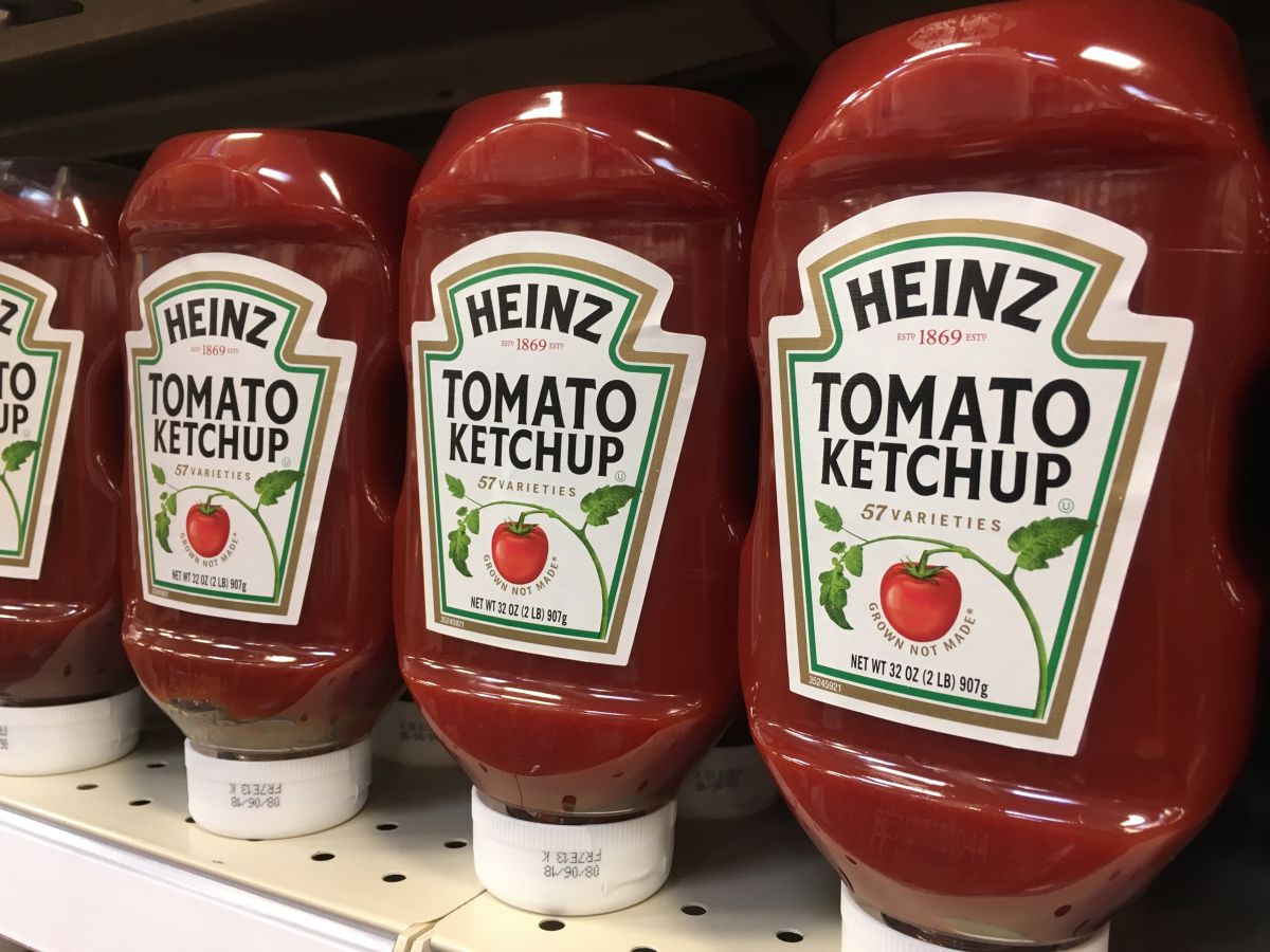 Kraft Heinz will pause price hikes to get people to buy their products