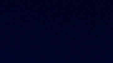 Hombre con parálisis impone en Florida récord mundial de media maratón en muletas