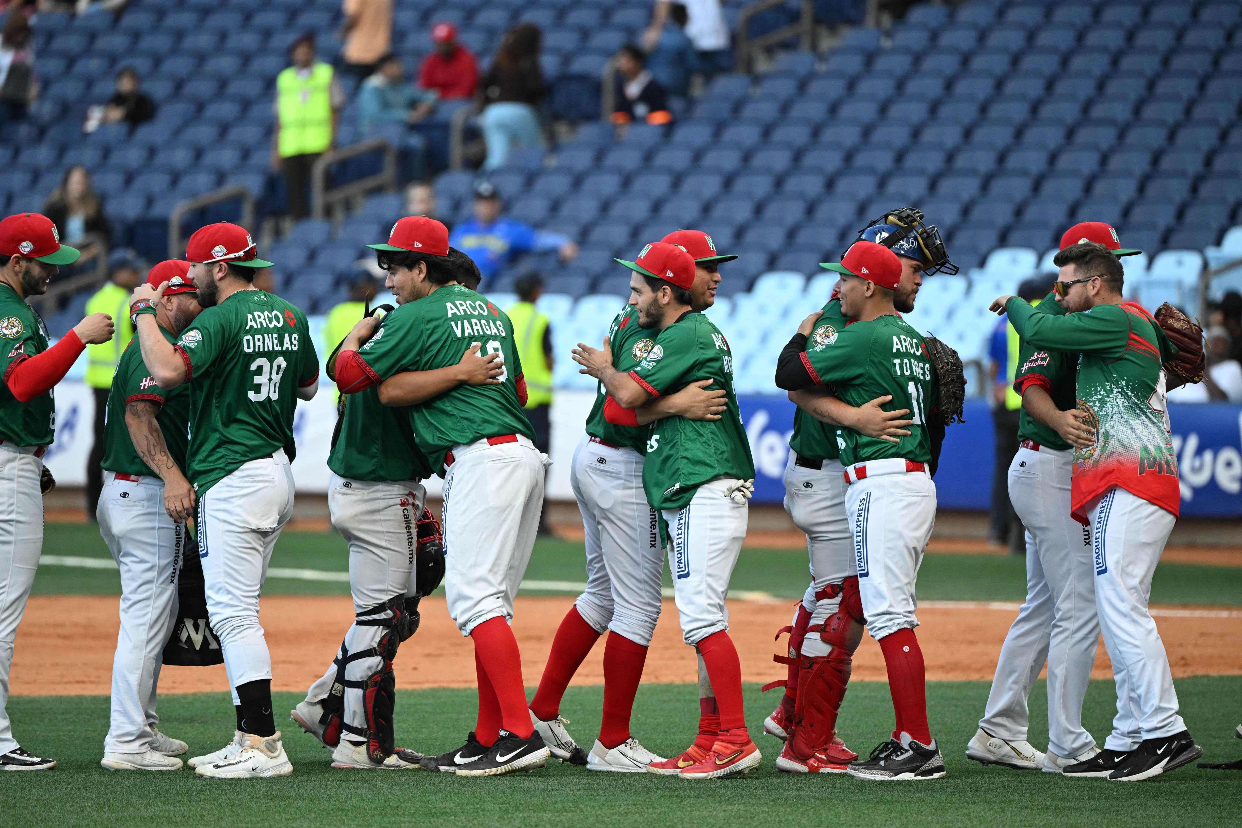 México presenta su roster para el Clásico Mundial de Beisbol 2023