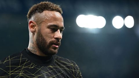 Las fiestas de Neymar exasperan a sus vecinos por el ruido