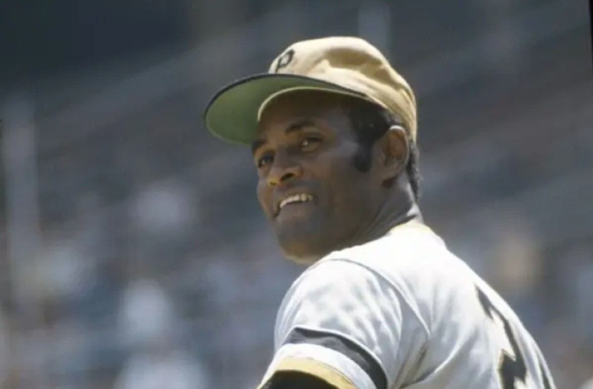 La familia del fallecido Roberto Clemente demanda al Gobierno de