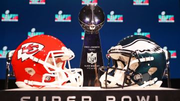 Chiefs y Eagles se enfrentarán por el Super Bowl.