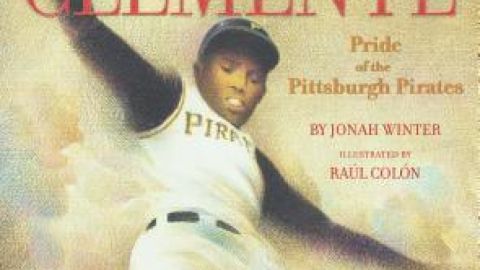 Libro de Roberto Clemente vuelve a las aulas en Florida