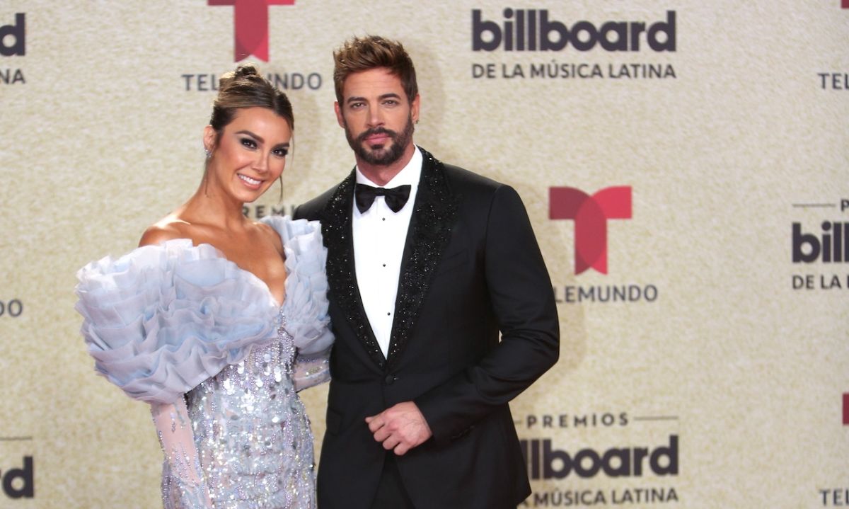 William Levy and Elizabeth Gutiérrez posed together for a special reason