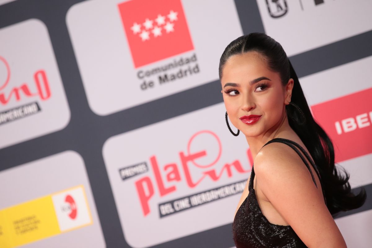 Becky G will premiere a song after her fiancé’s infidelity: “It is better to bill than cry”