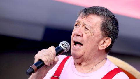 Chabelo falleció debido a complicaciones abdominales.