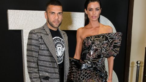 La modelo española reiteró su deseo de alejarse por completo de Dani Alves a pesar de la carta que le envió l jugador declarando su amor.