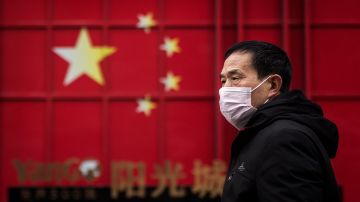 China insiste en oponerse a "cualquier tipo de manipulación política" sobre el origen de la covid.