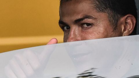 Cristiano Ronaldo fue visto en su Bugatti Centodieci. / Foto: Getty Images