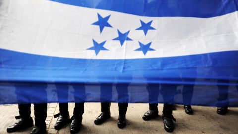 TOPSHOT-HONDURAS-COUP-OAS-TALKS