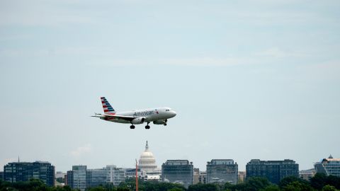 Kevin Greenidge murió a bordo de un vuelo de American Airlines.