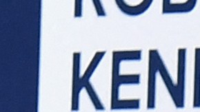 El príncipe Harry y Meghan Markle parecen no estar afectados por la decisión.