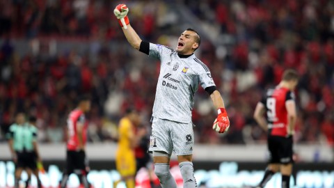 El guardameta está a un solo partido de alcanzar la gloria eterna dentro de los Tigres.