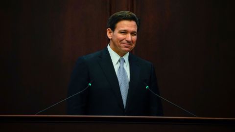 Aunque DeSantis no se ha revelado como aspirante para el 2024, ha apuntado en privado que tiene la intención de postularse.