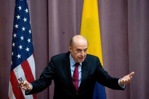 Canciller colombiano afirma a Secretario Blinken que Colombia "nunca dará sorpresas a EE.UU."