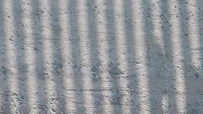 También las agencias fronterizas utilizan drones en la vigilancia .