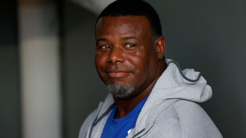 Ken Griffey Jr. sigue ligado al béisbol a pesar de su retiro en 2010.