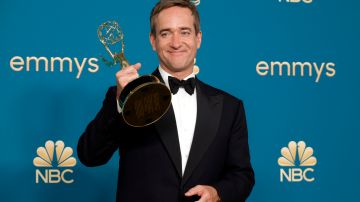 Matthew Macfadyen en los premios Emmy 2022.