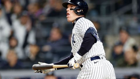 Bader dejó un promedio de bateo de .217 durante los 14 partidos que disputó con los Yankees de Nueva York.